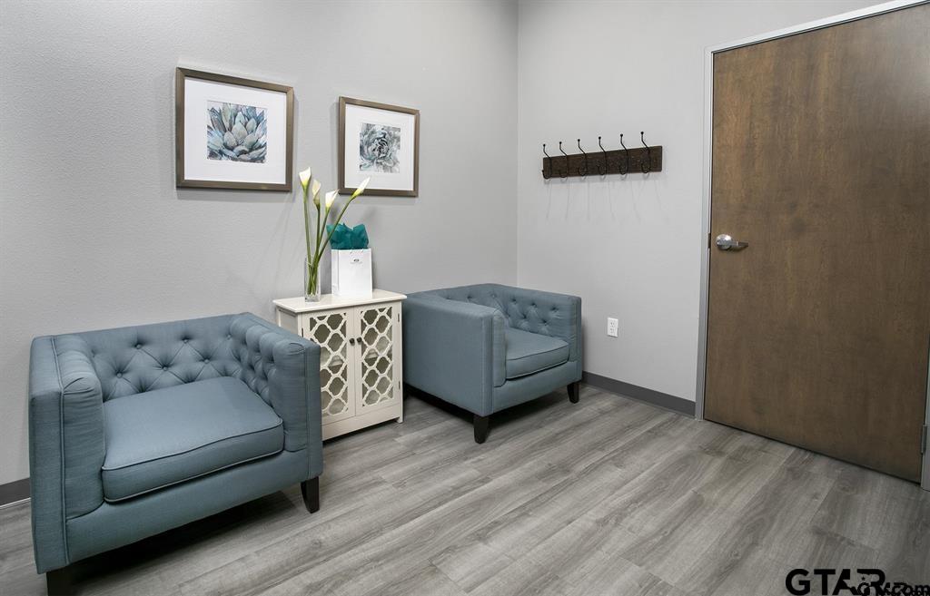 7925 S. Broadway Building 4