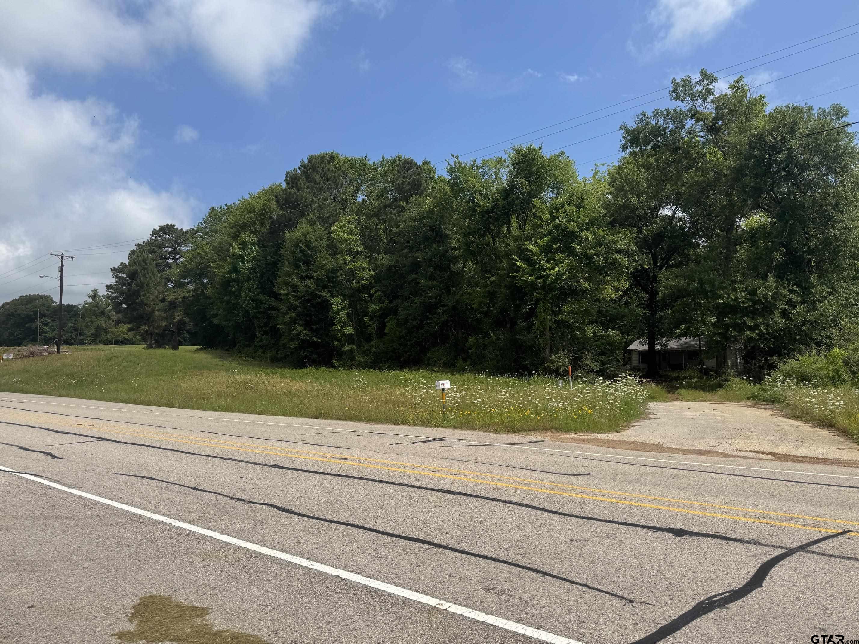 000 US Hwy 175