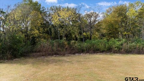 511 Baker Street Lindale TX 75771