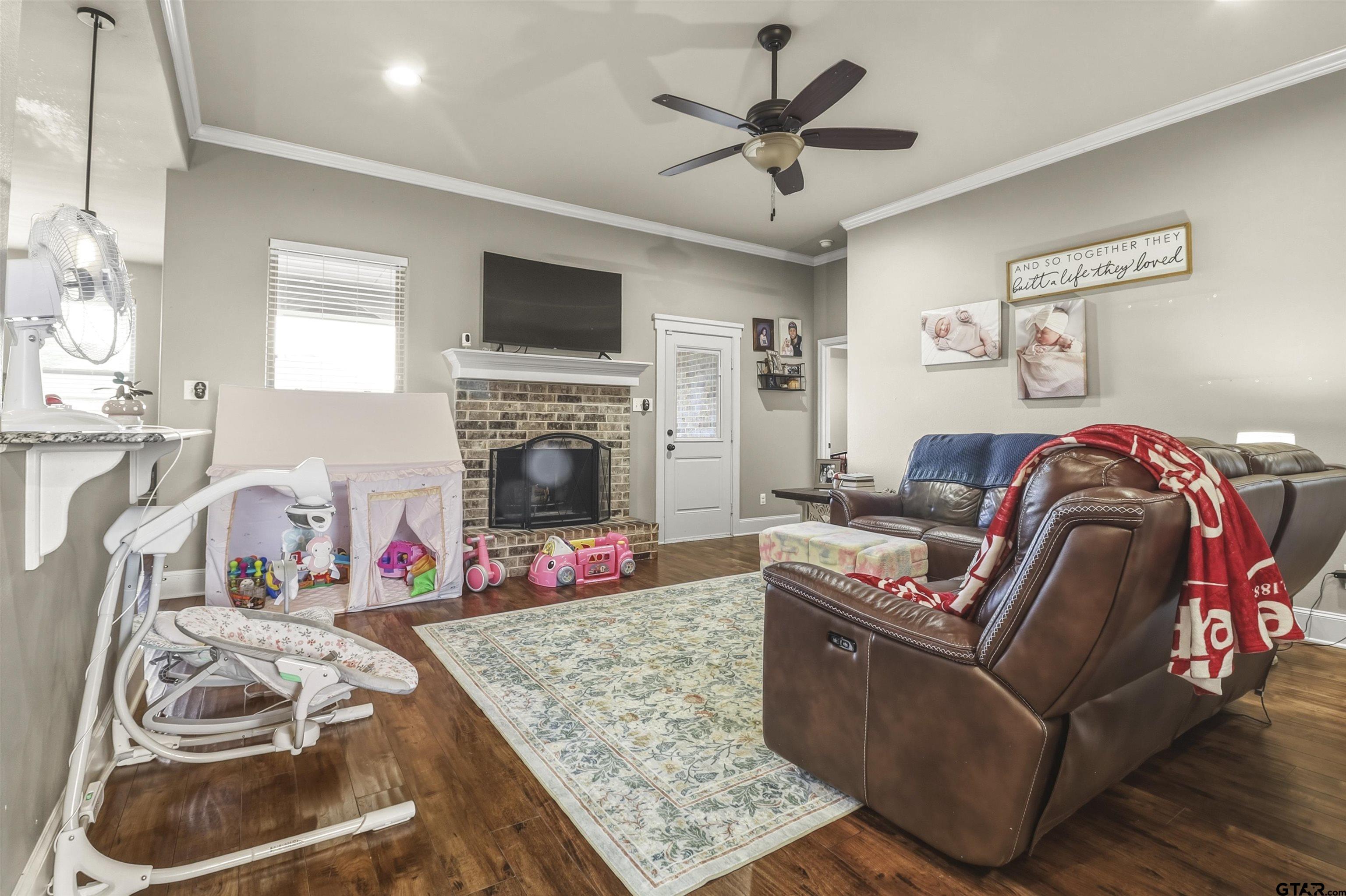 218 Bois D Arc Drive