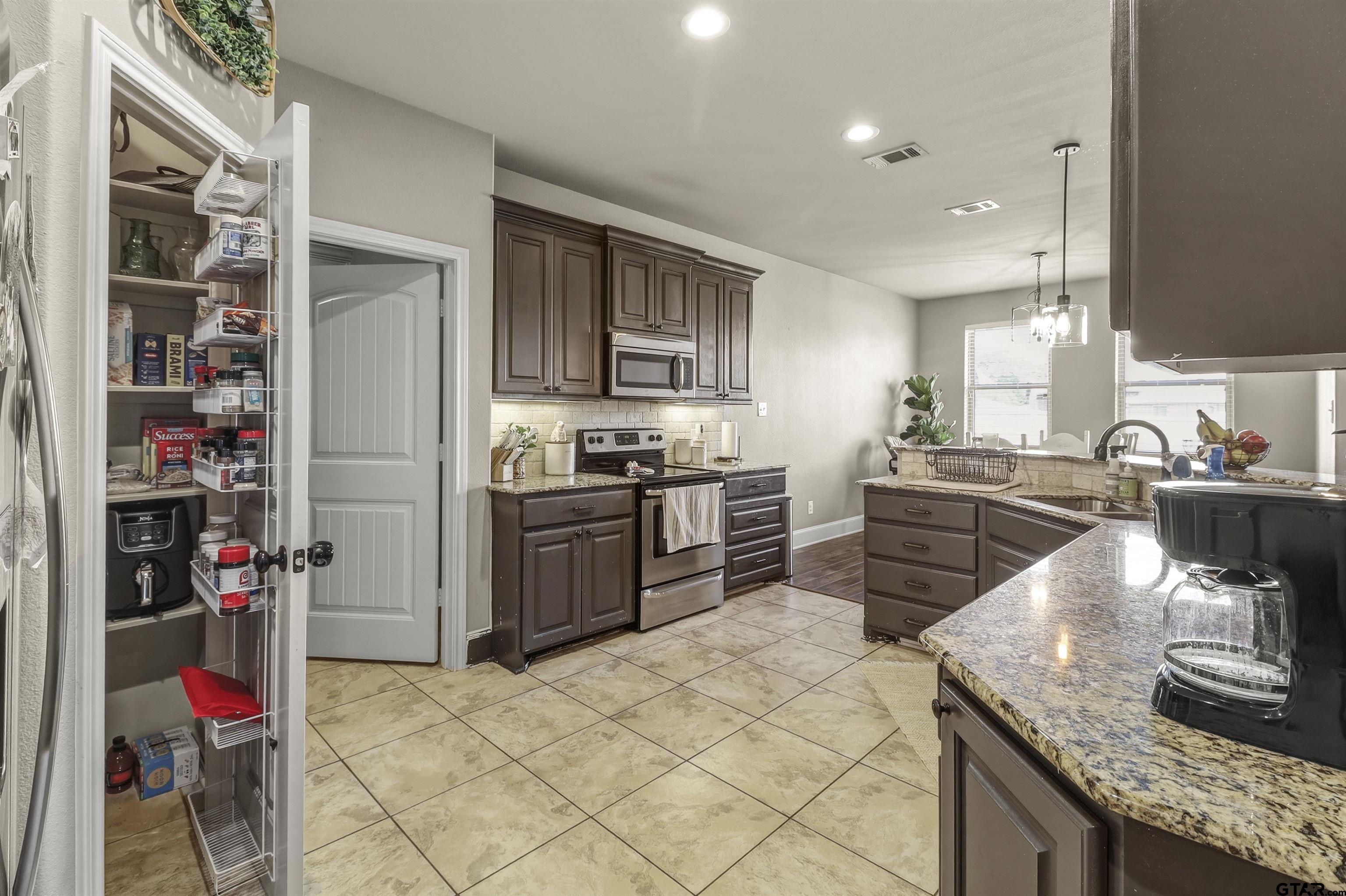 218 Bois D Arc Drive