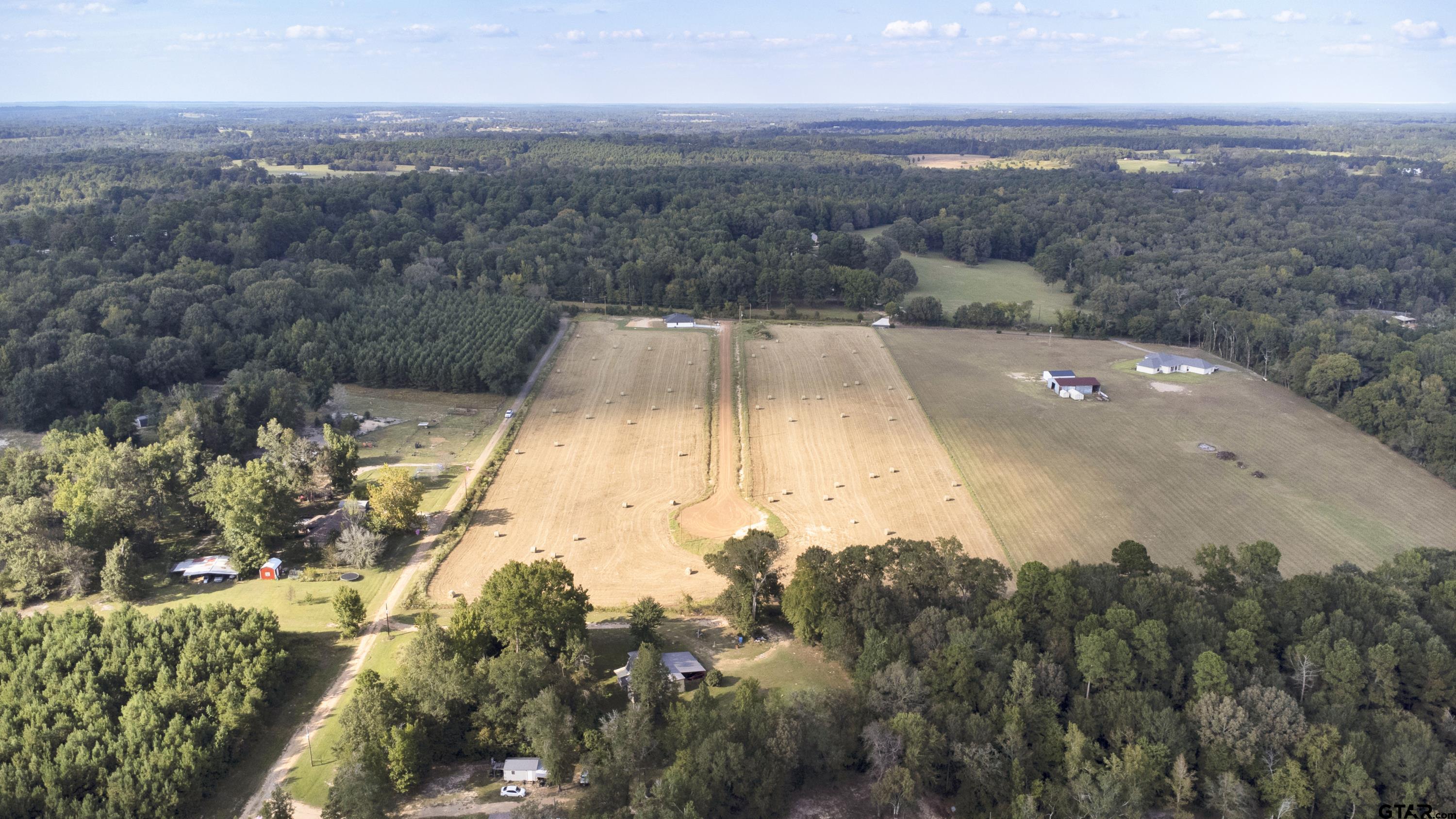 817 Private Road 3168