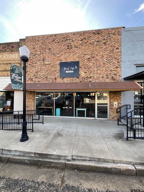 204 W Duval Troup TX 75789