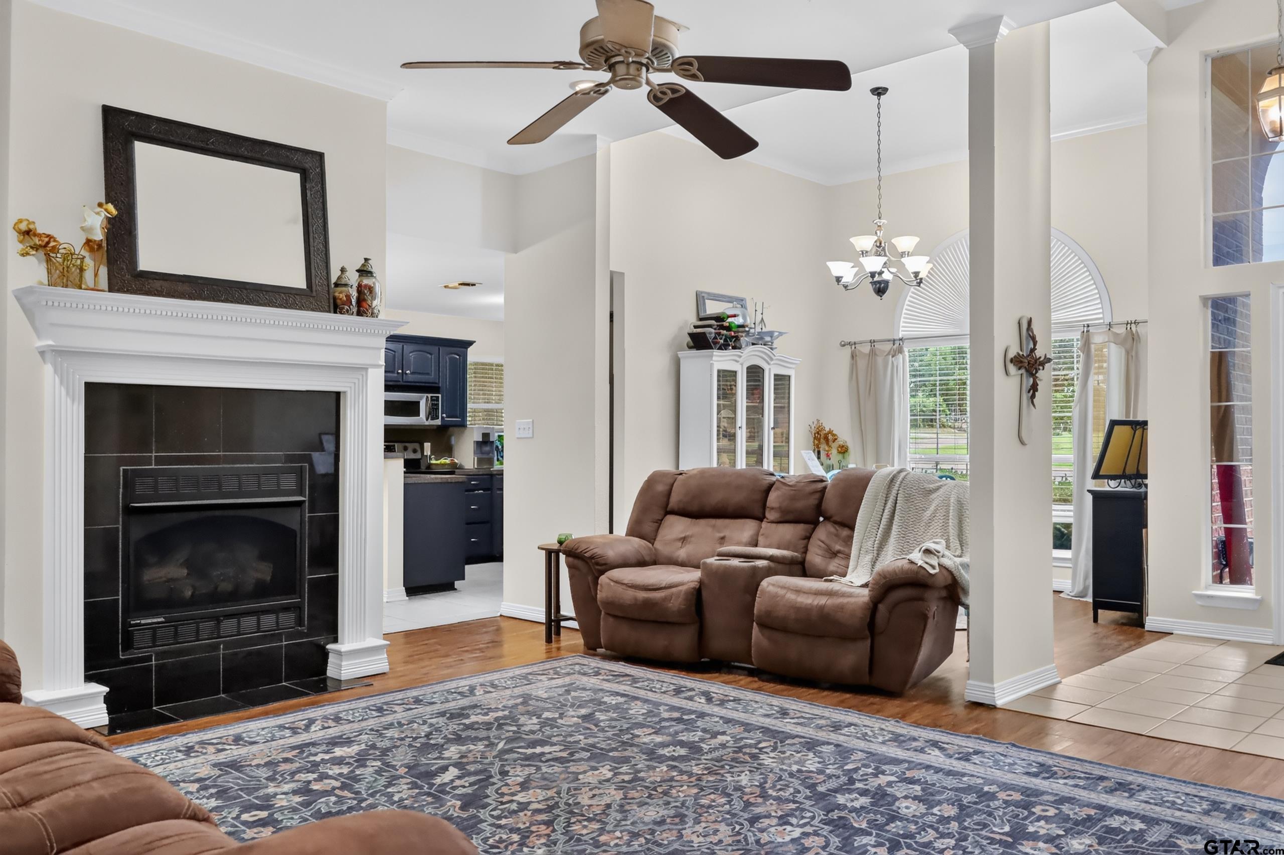 2311 Deanna Ave.