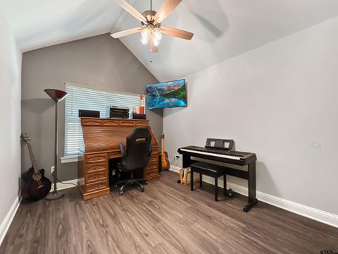A home in Bullard