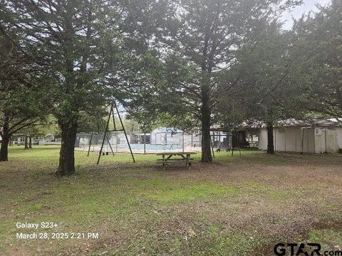 A home in Yantis