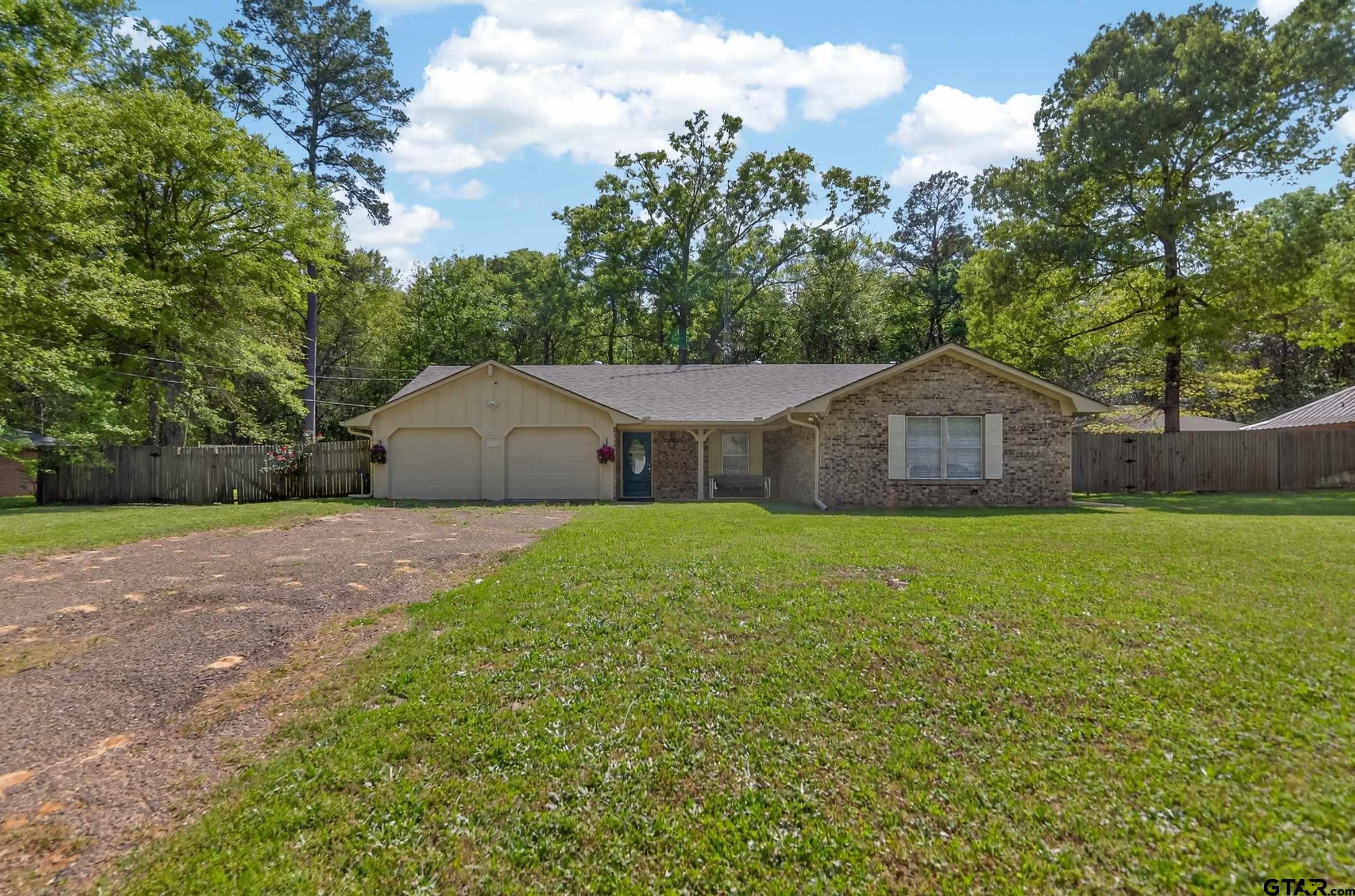 15544 Nell Lynn Ln