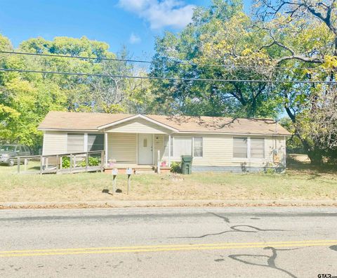 3209 Walton Tyler TX 75701