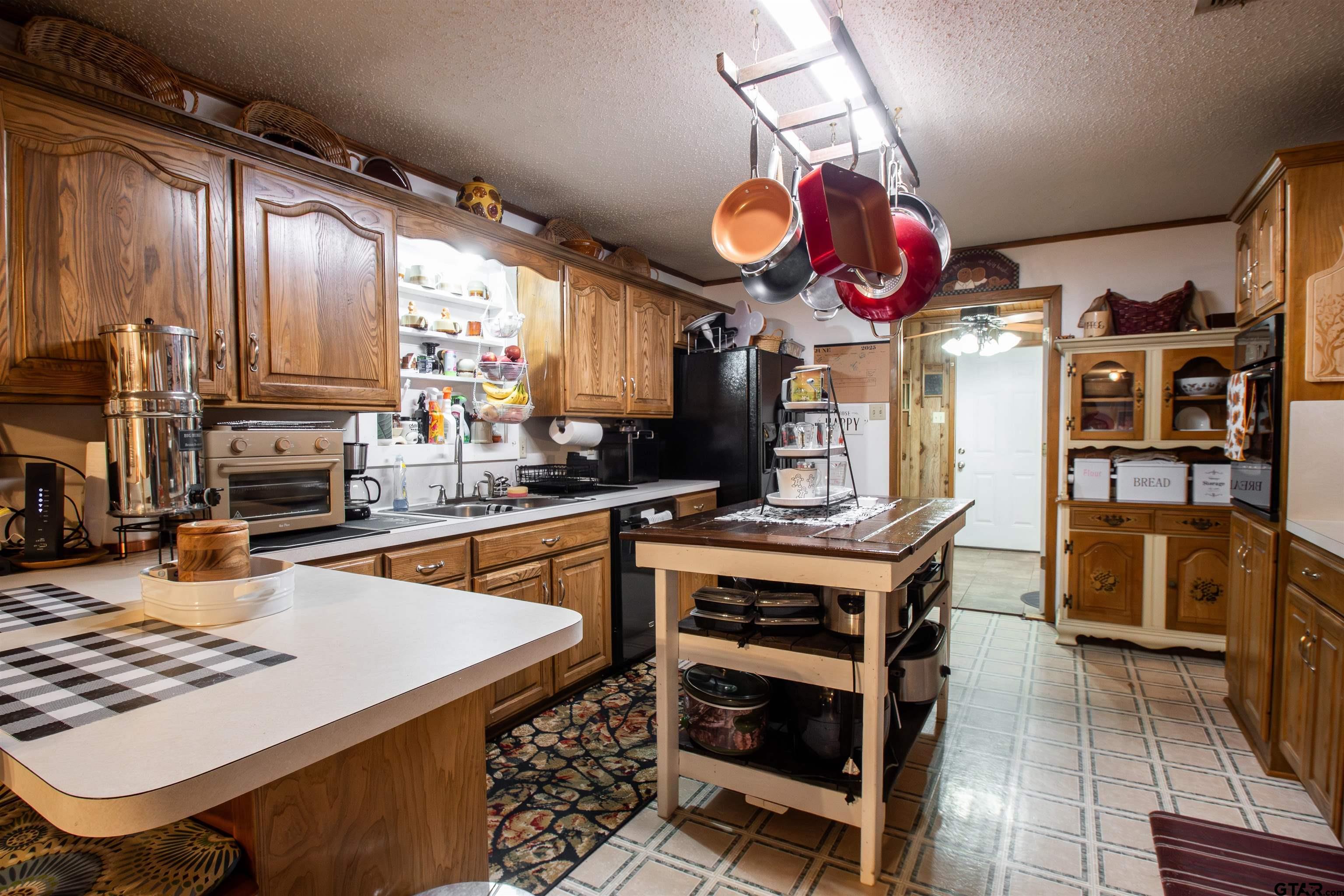 21089 County Road 2138