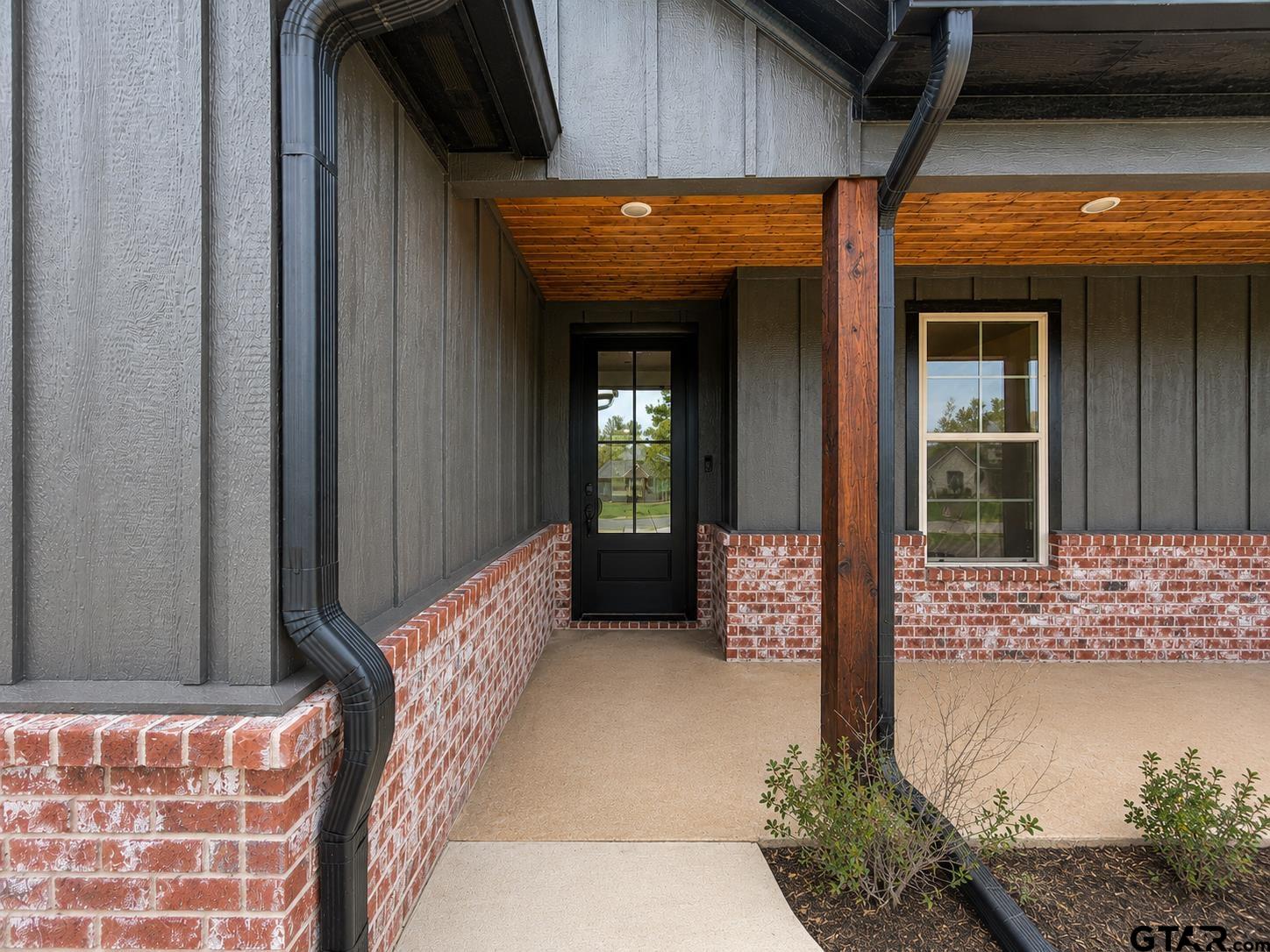 19356 Cedarpark Pl