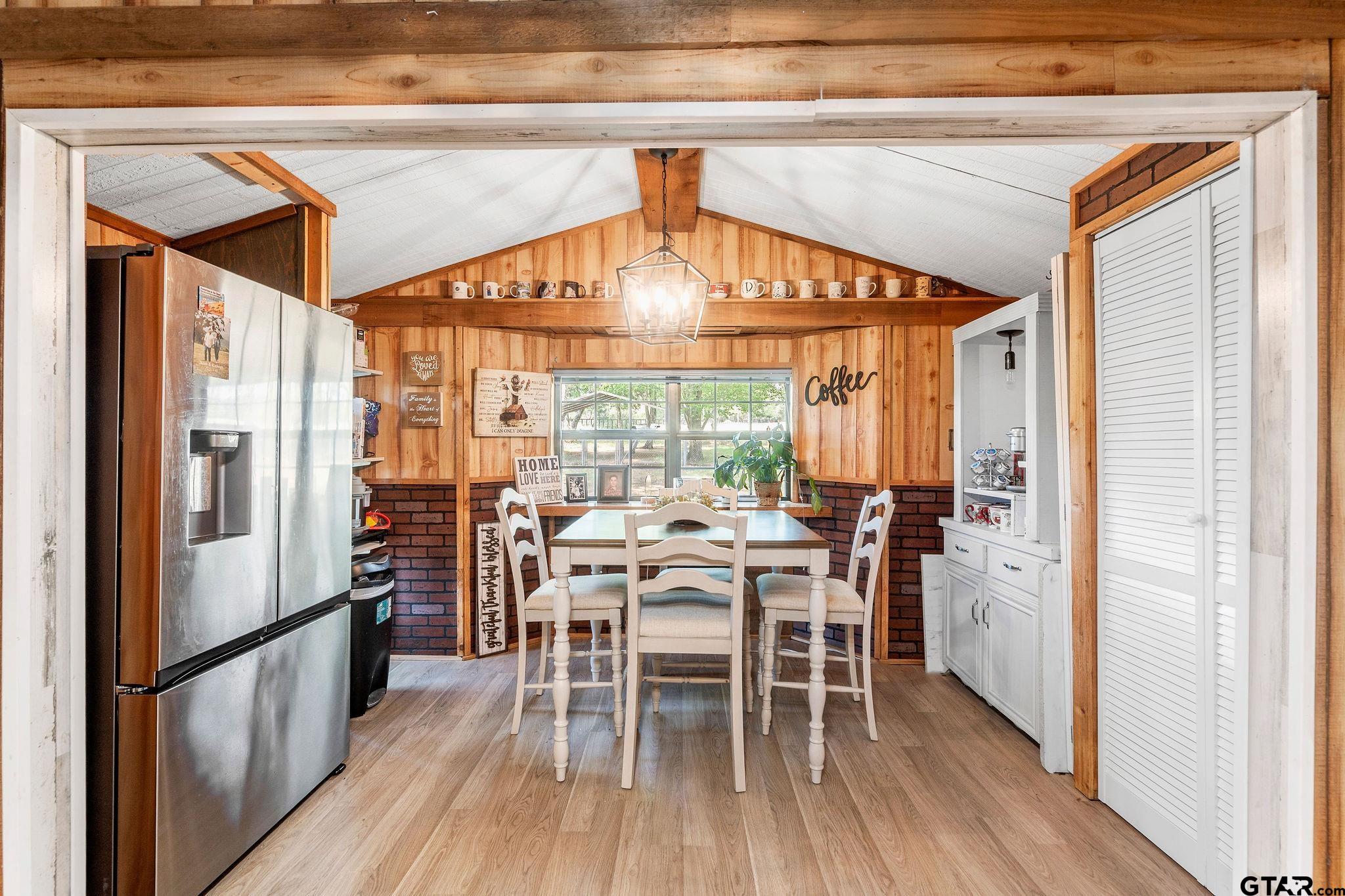 4550 Crabapple RD