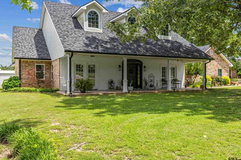 215 Sugar Creek LN Longview TX 75605