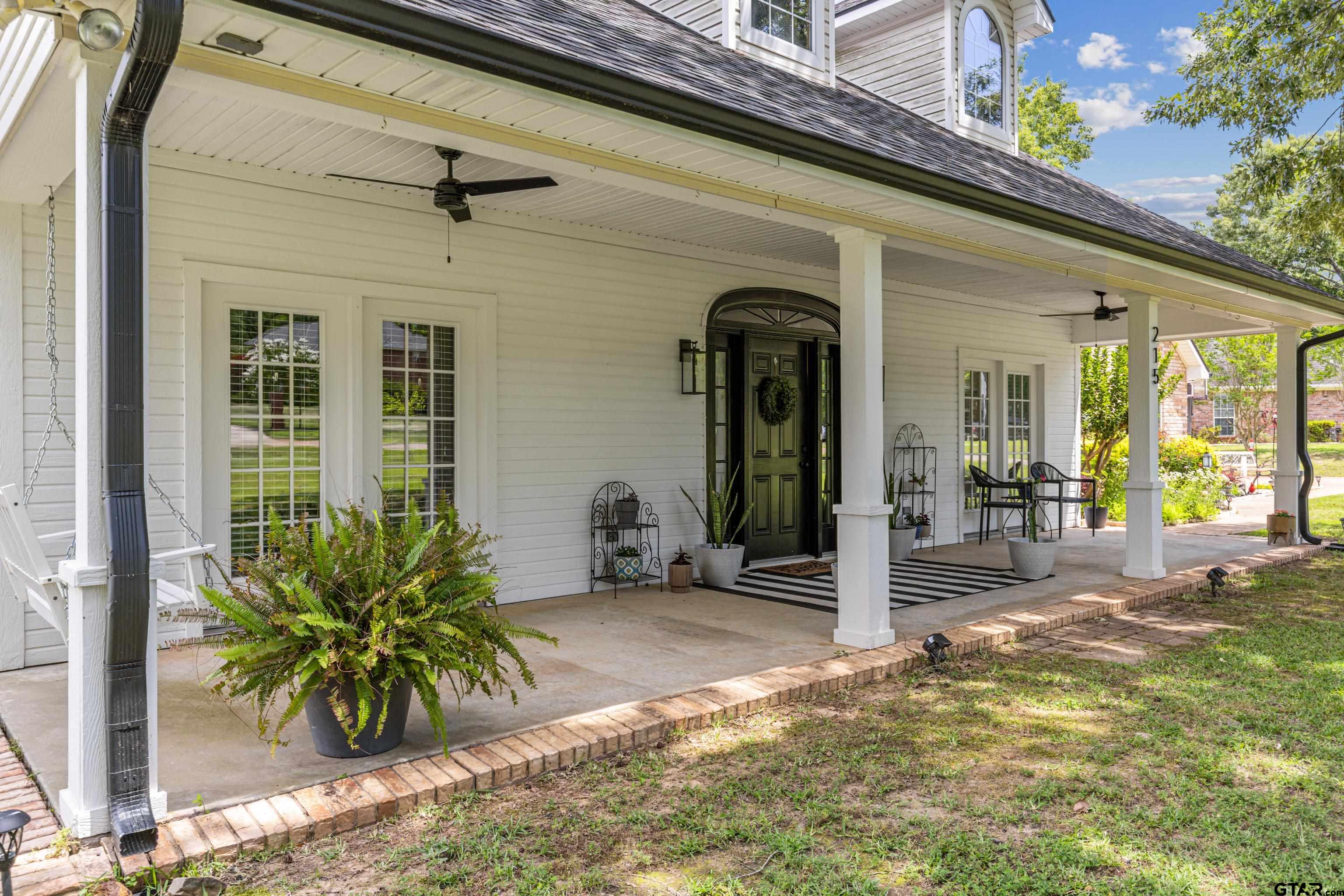 215 Sugar Creek LN