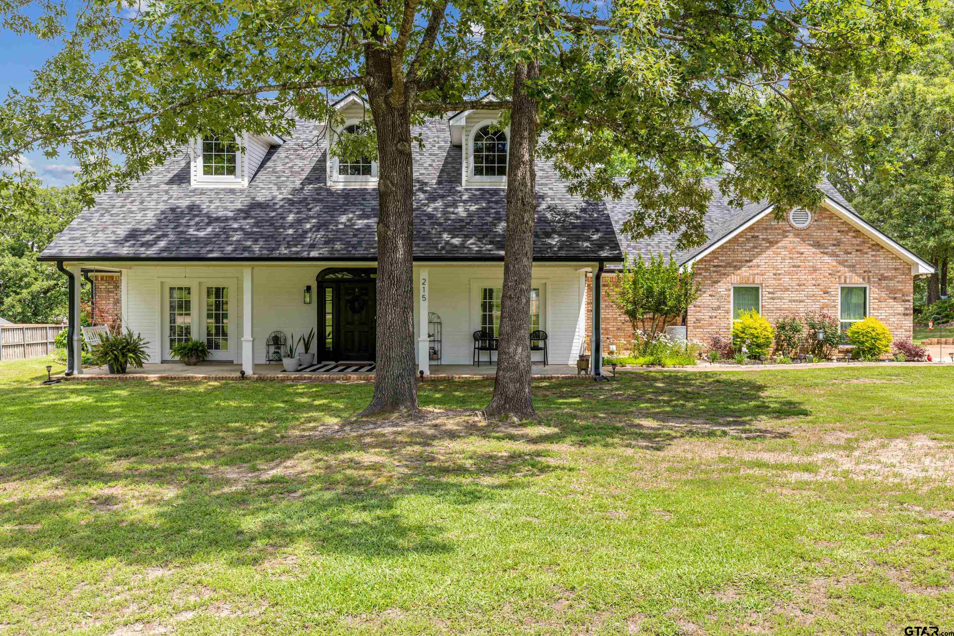 215 Sugar Creek LN