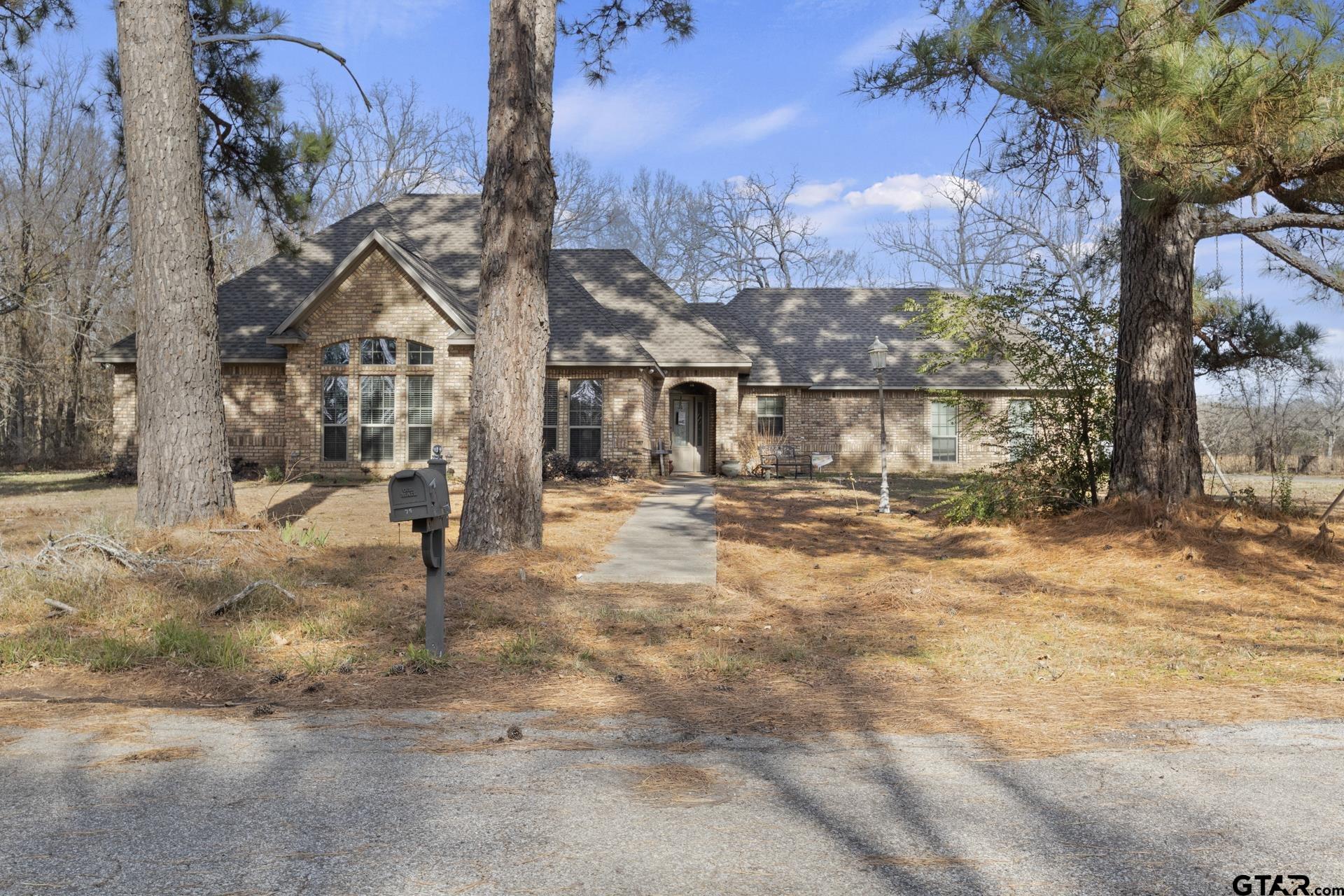 75 Private Road 4208