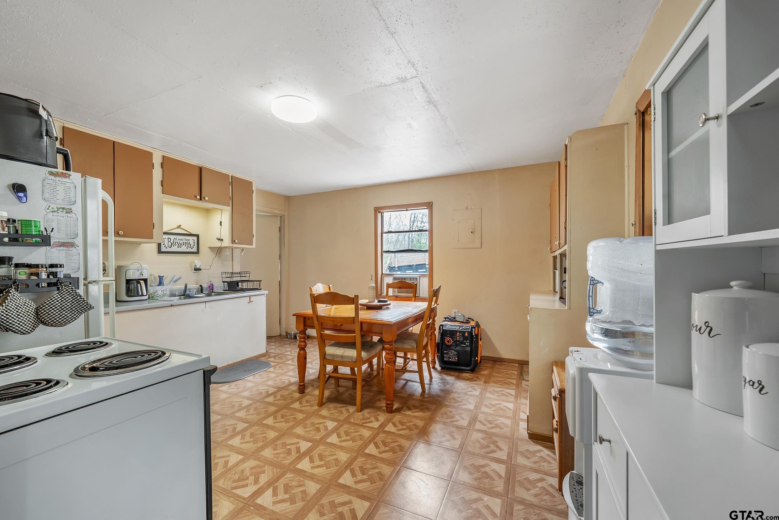 849 County Road 3216