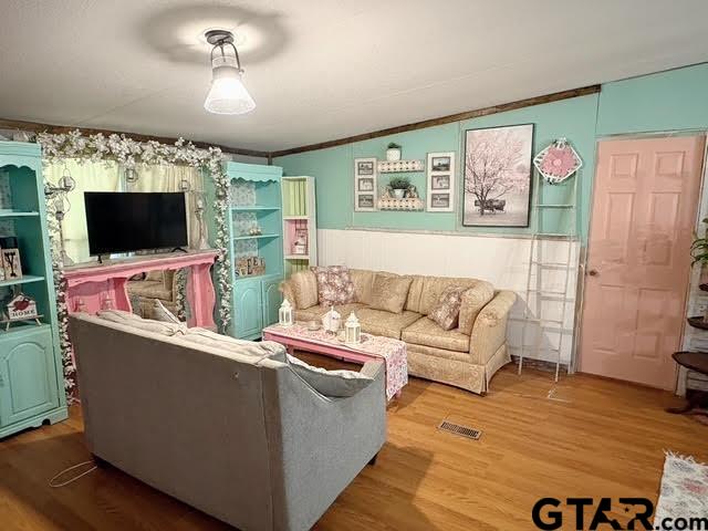 1449 Caroline Lane