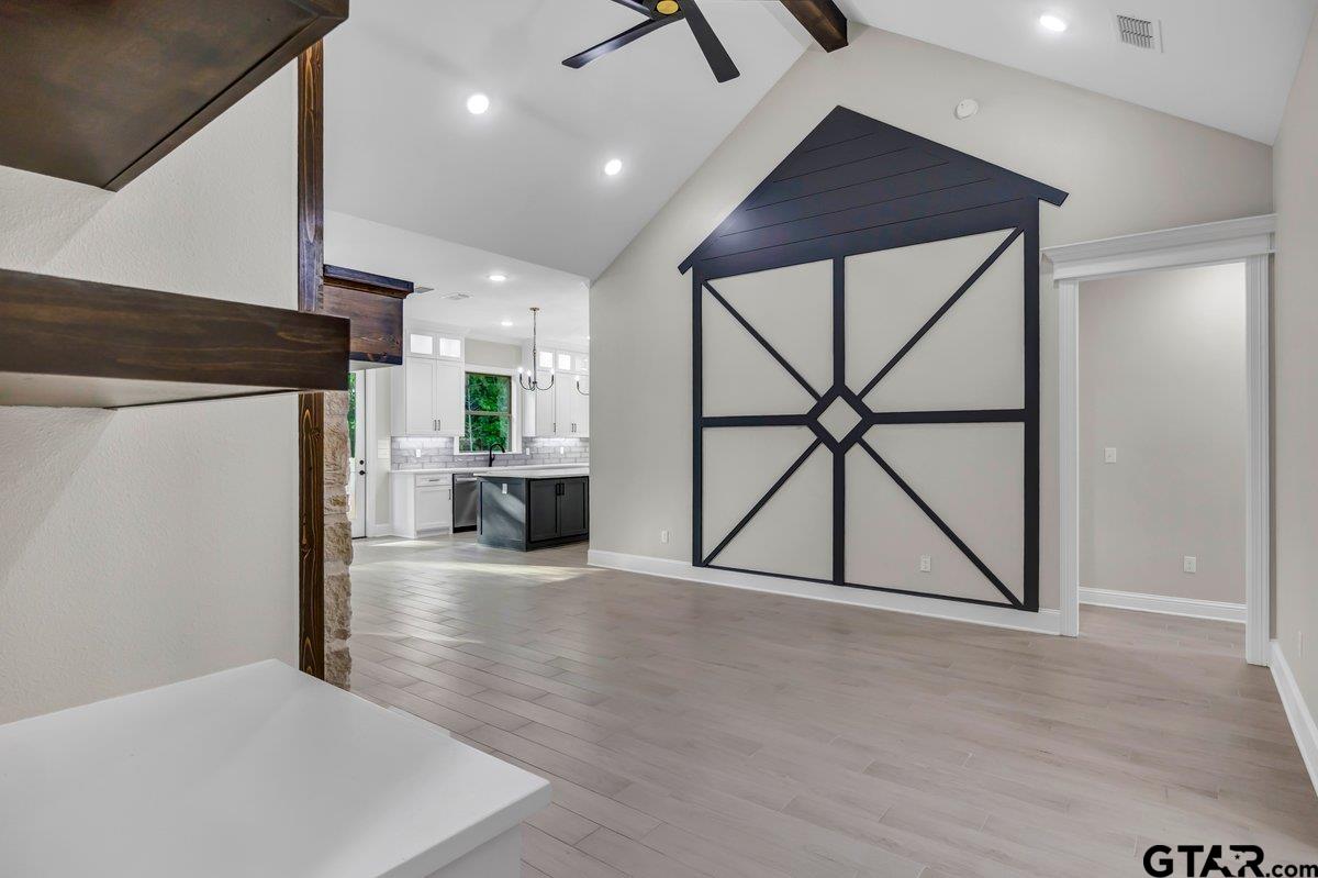 2014 Locklear Ln