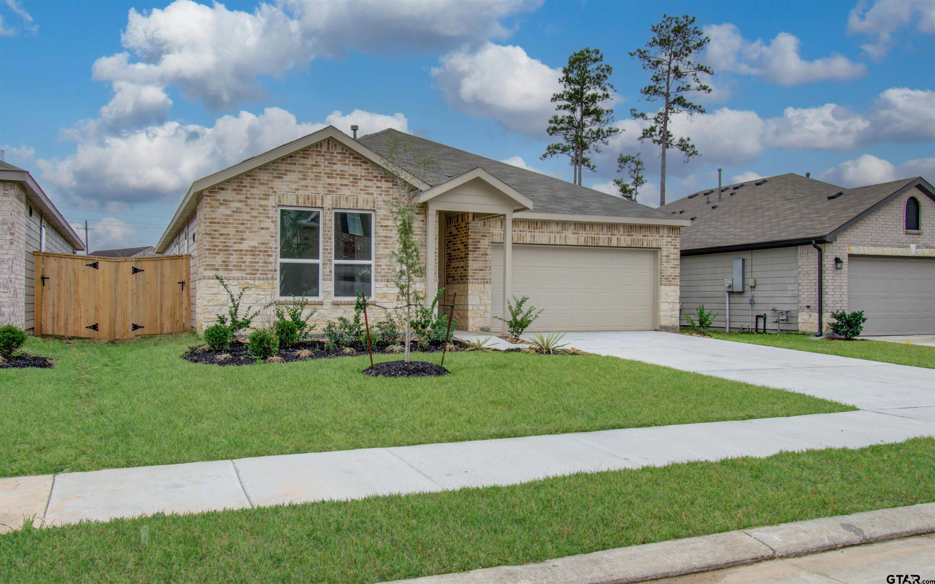 10100 oakland hills dr