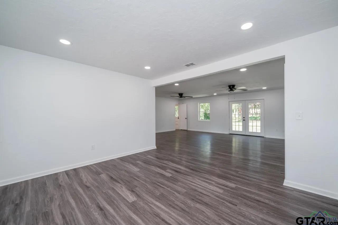 405 Pecan