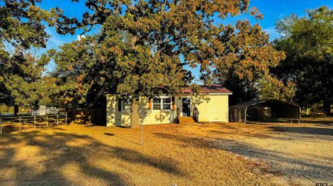 6560 N Highway 37 Talco TX 75487