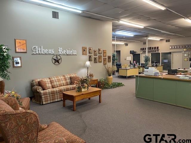 201-209 S Prairieville