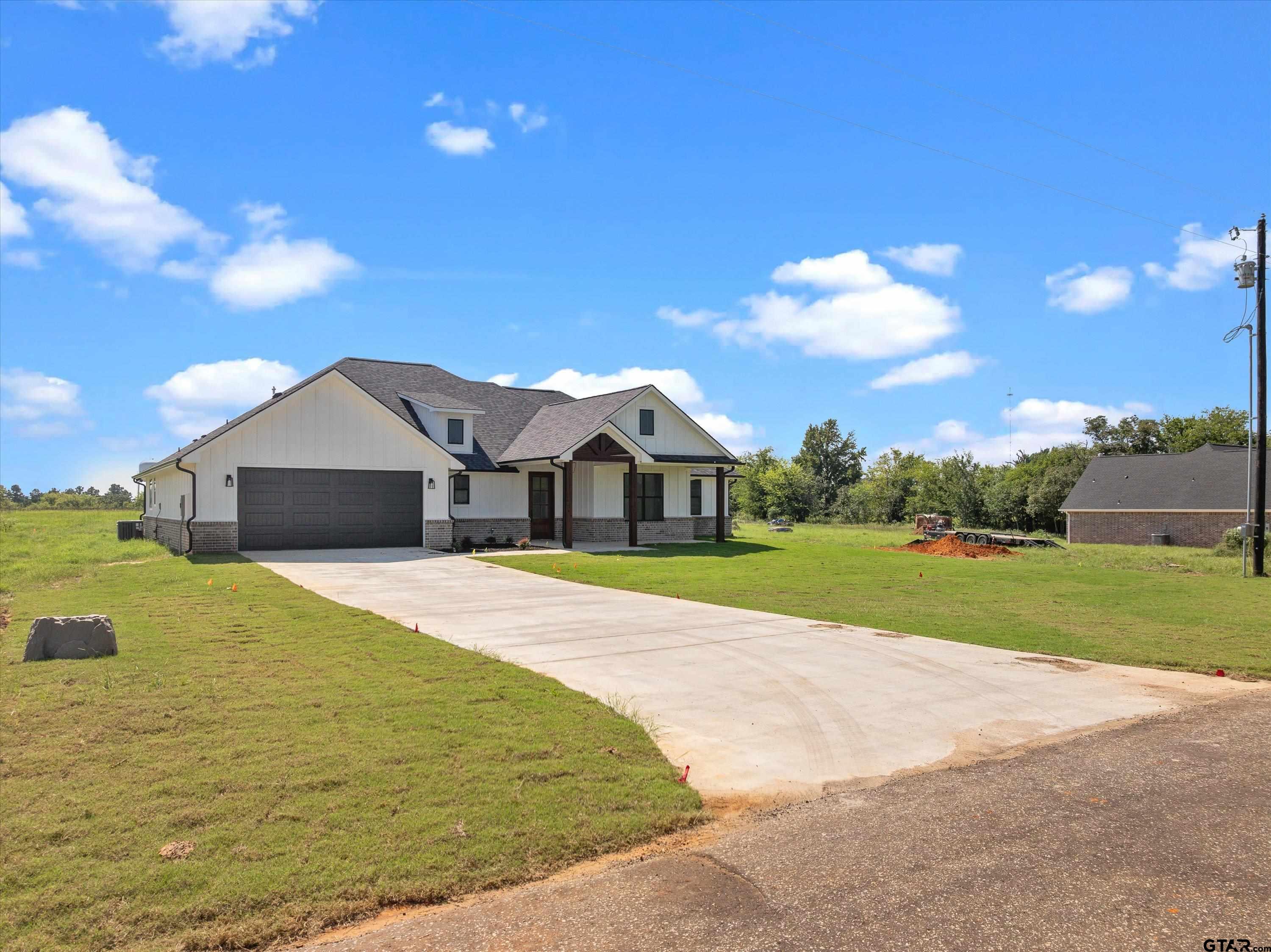 15662 County Road 436