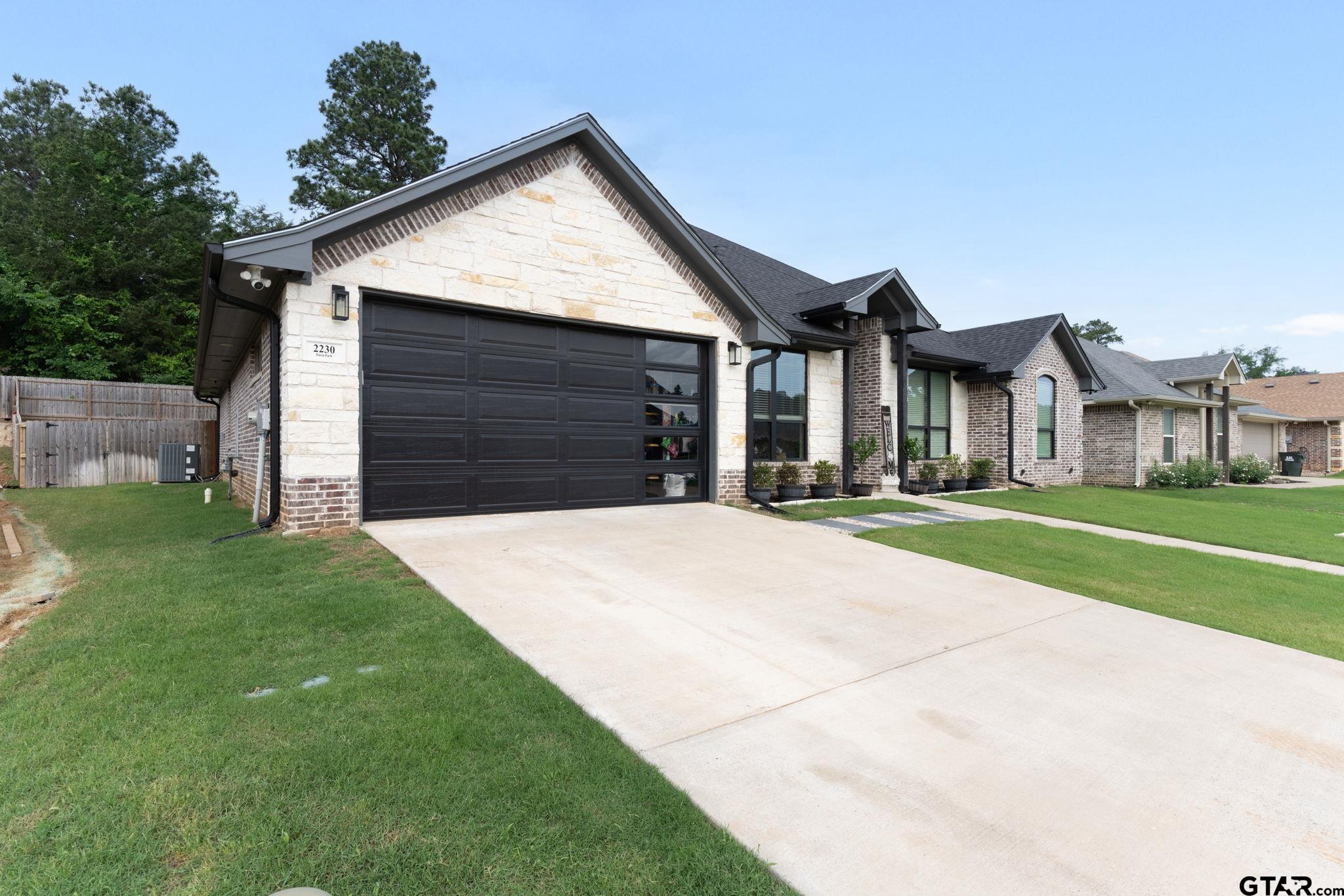 2230 Rana Park