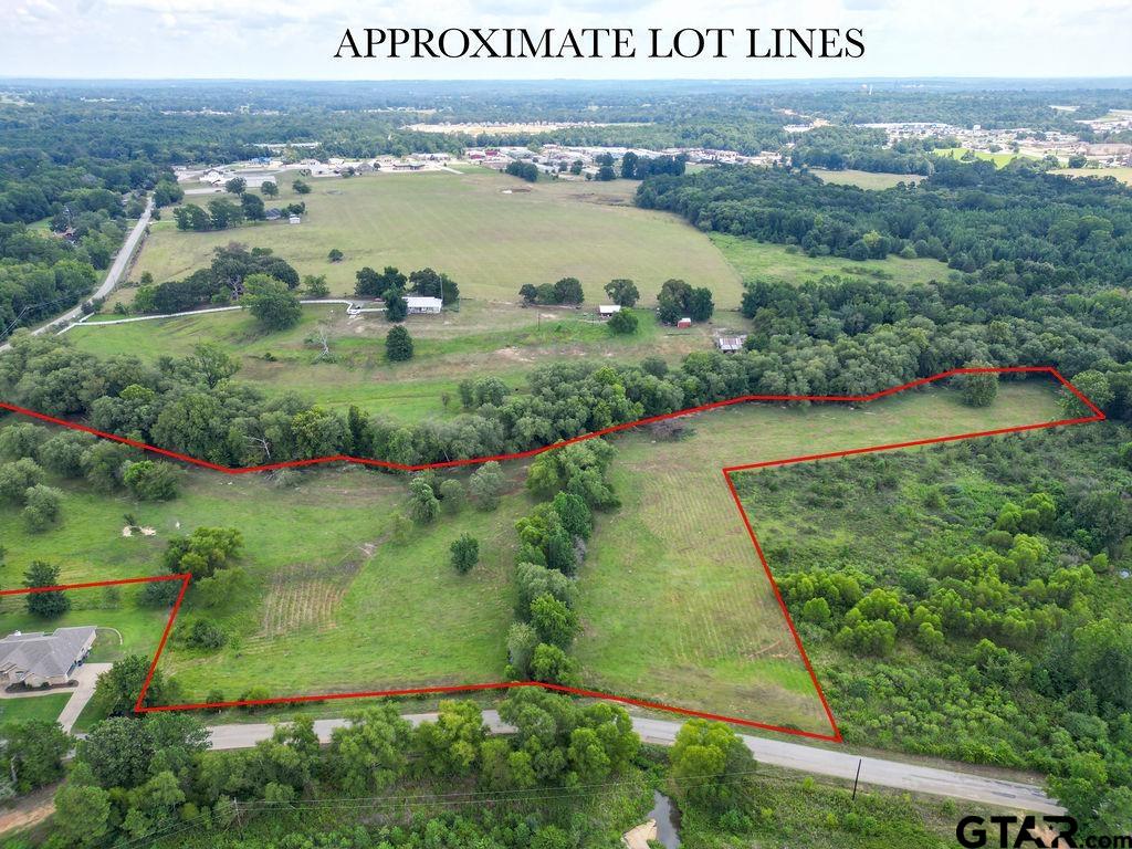8.25 acres CR 463