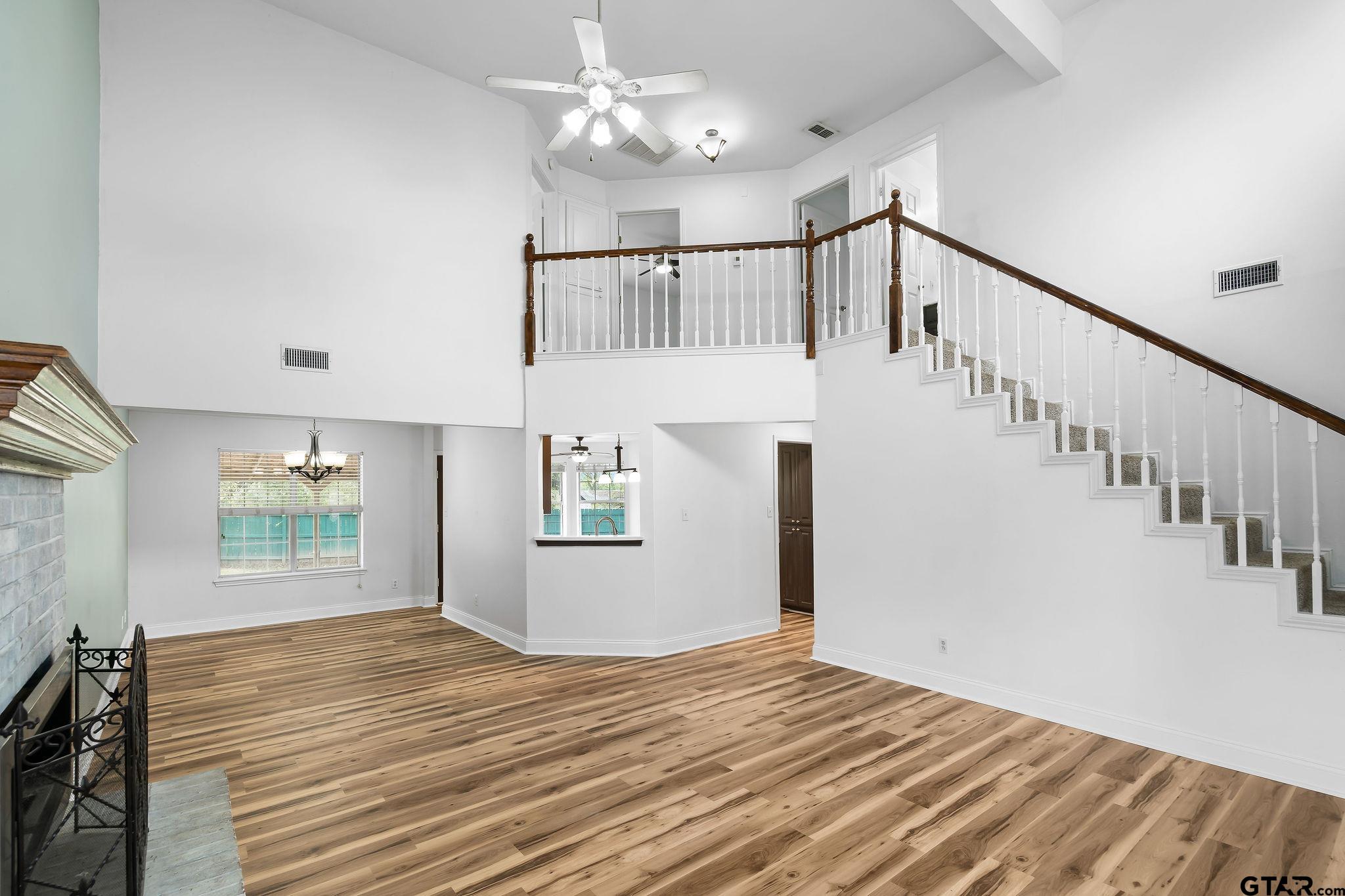 501 Morning Glory Circle