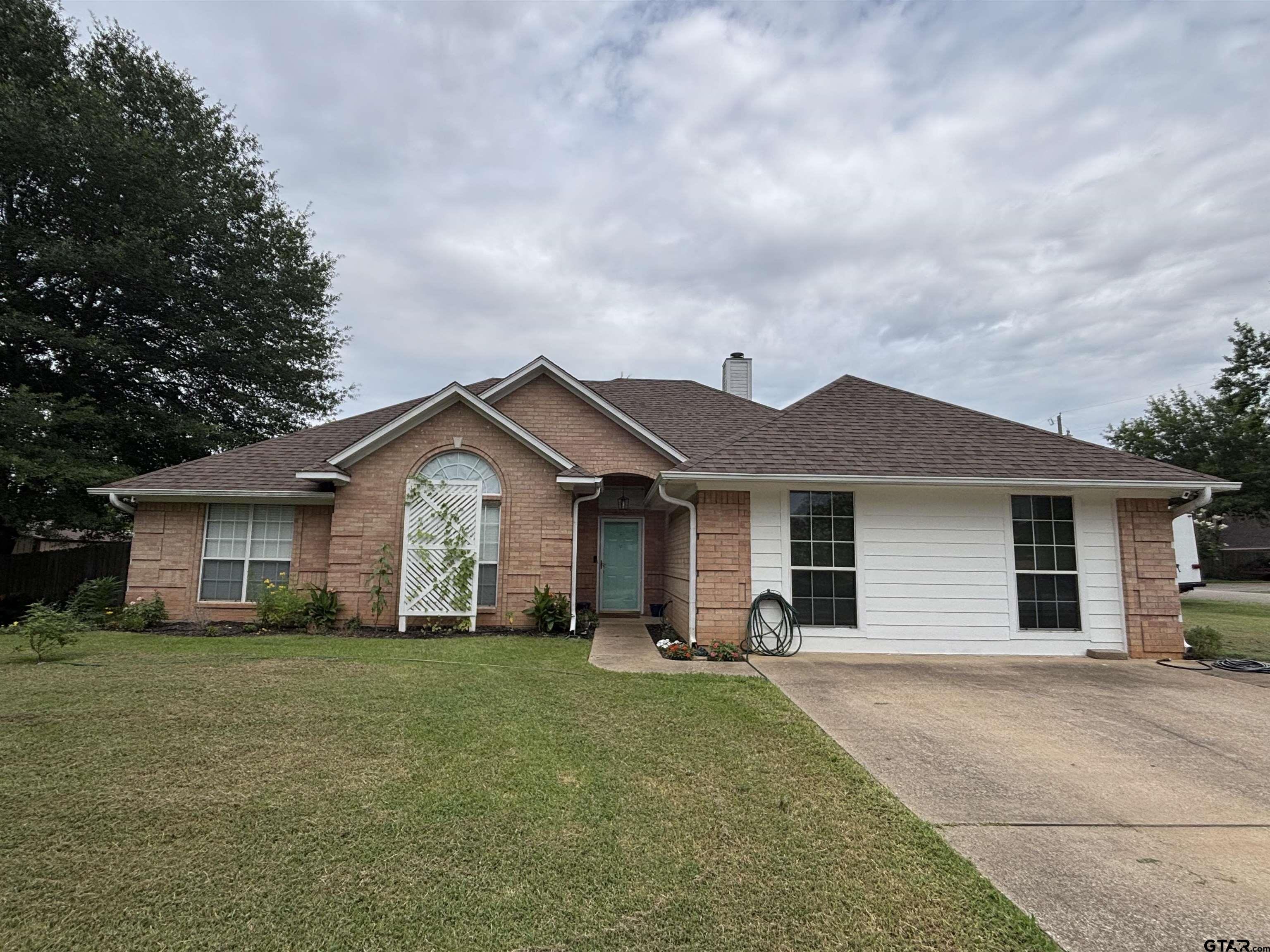 309 Green Lane Trail
