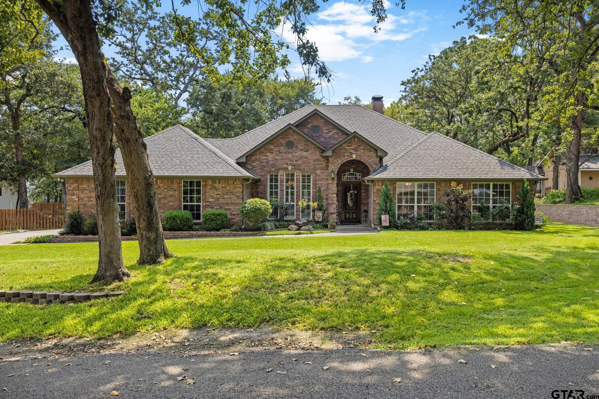 23301 Greenwood Trail