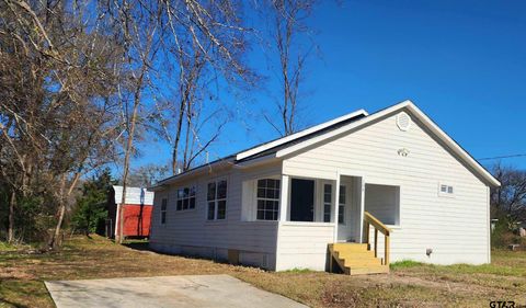 A home in Pittsburg