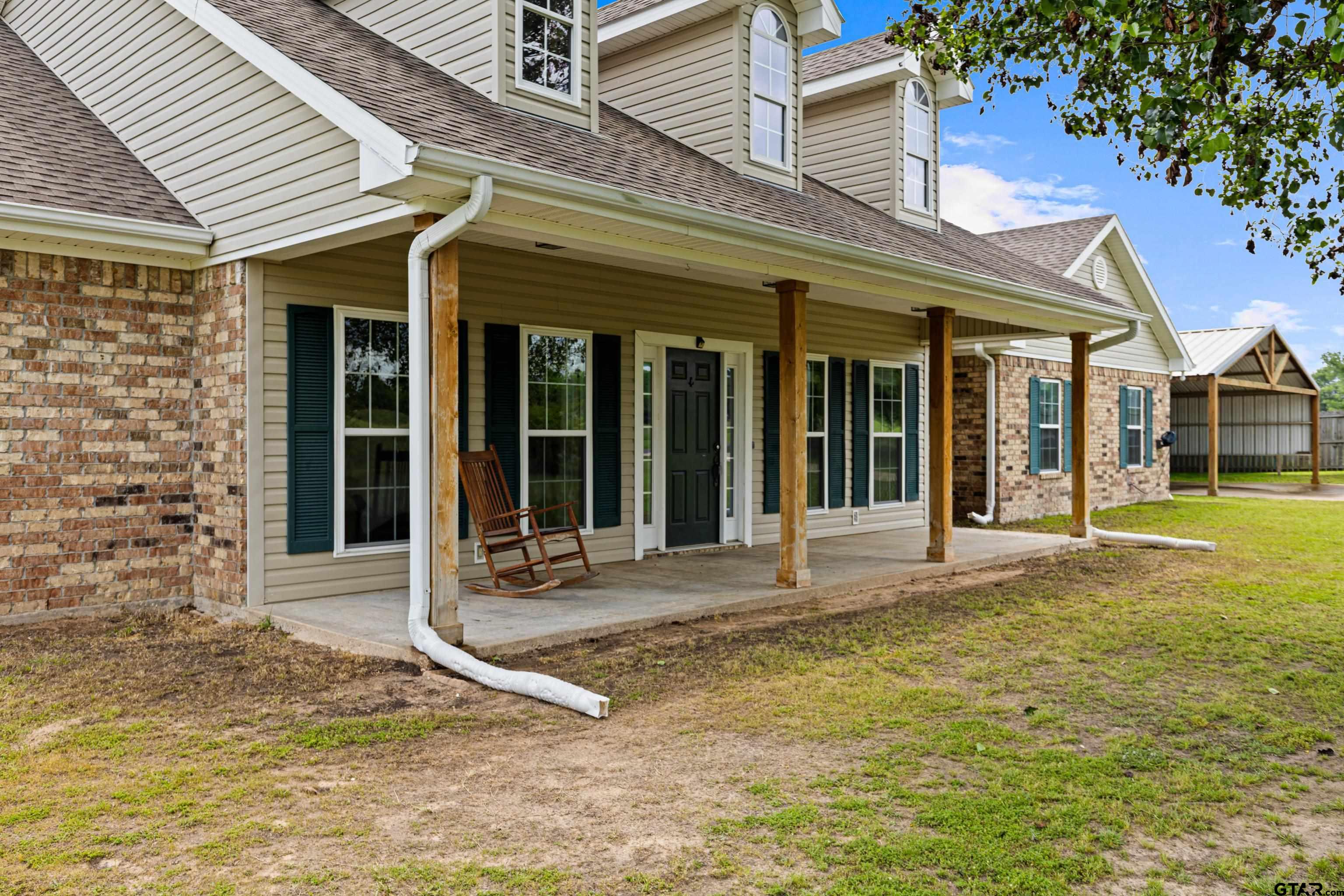 152 Black Hawk Ln