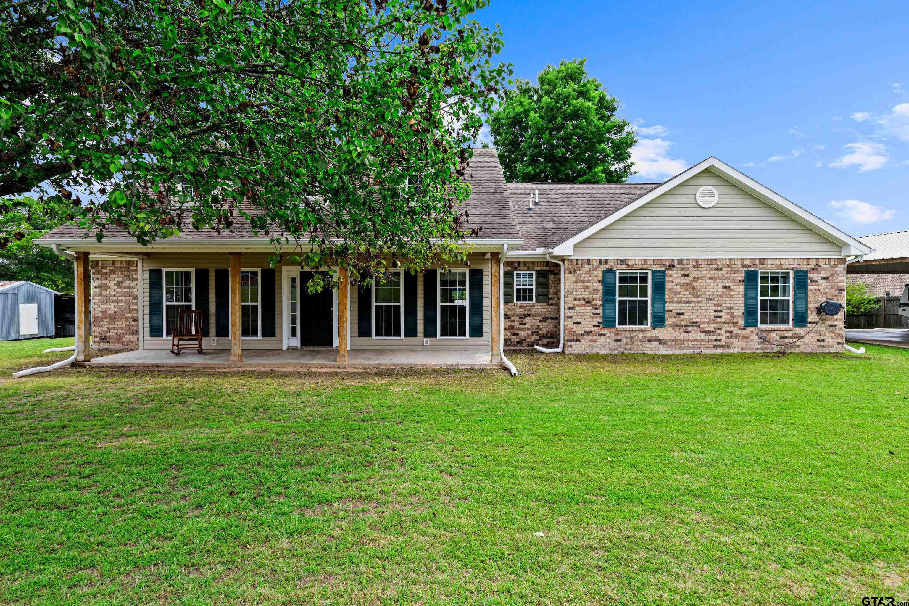 152 Black Hawk Ln