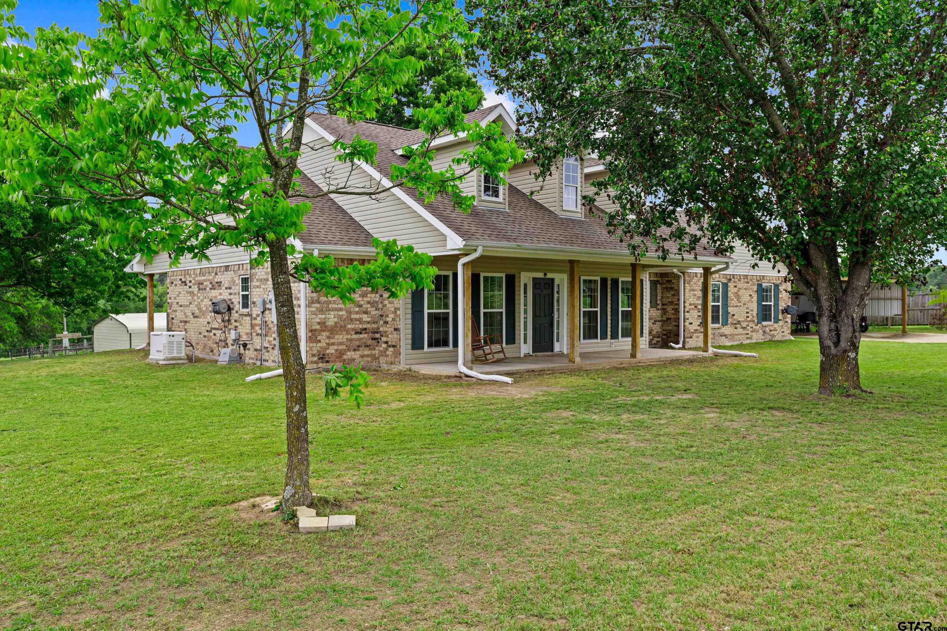 152 Black Hawk Ln