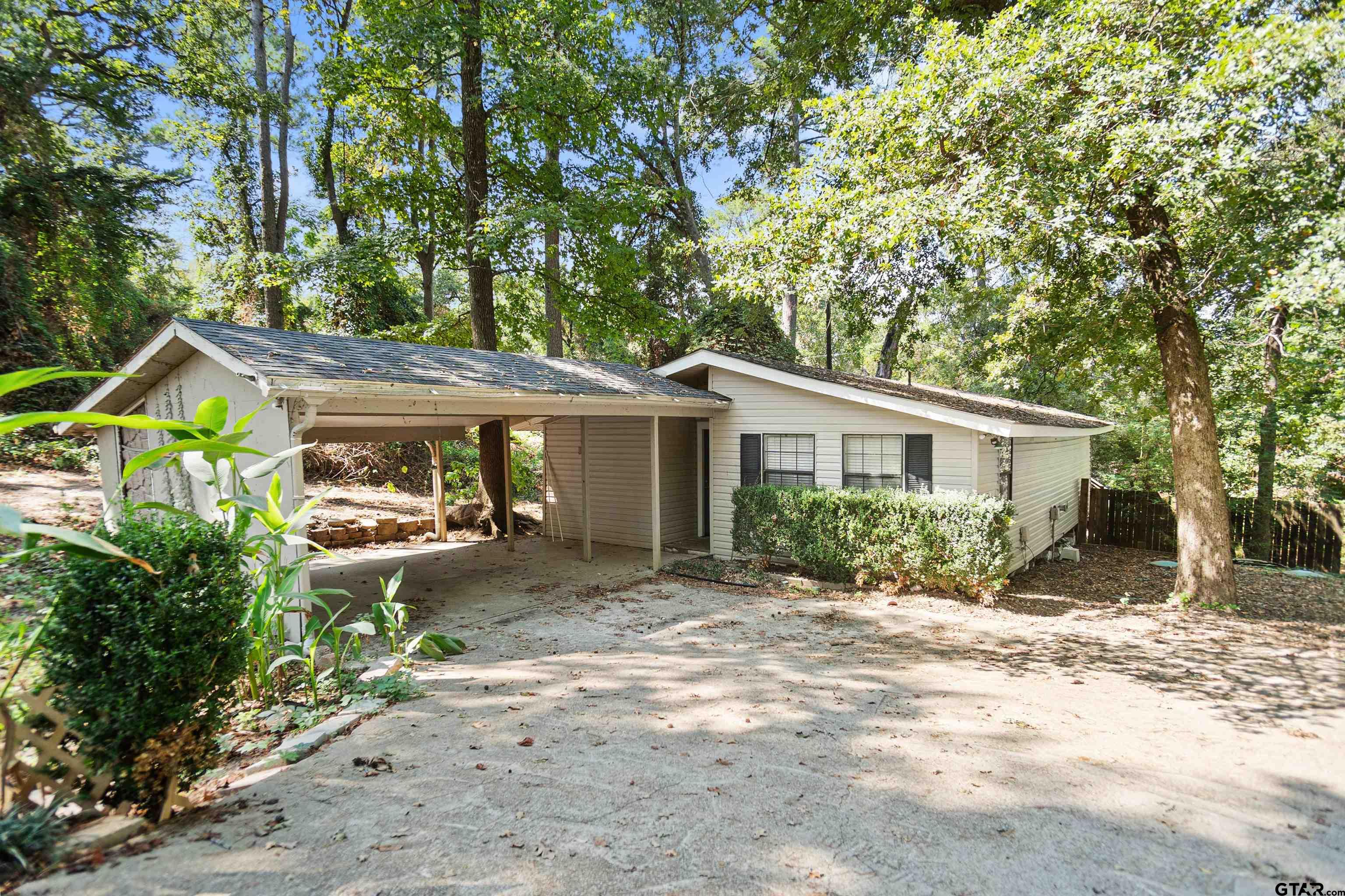 20954 Lakeview Drive