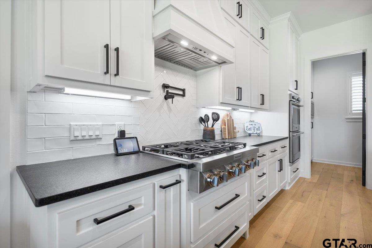 21517 Castle Rock Circle