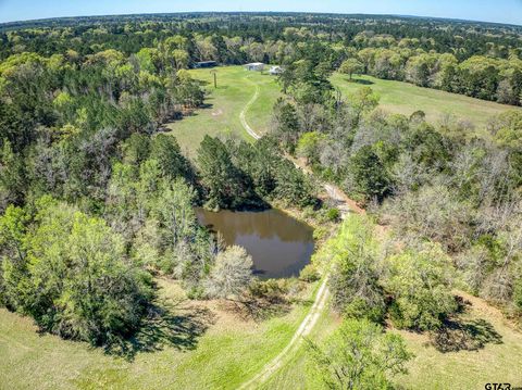 1162 An County Road 179 Elkhart TX 75839