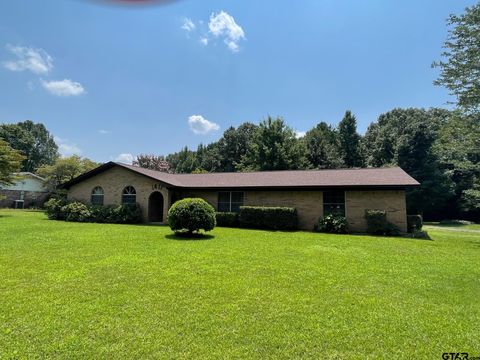 A home in Daingerfield