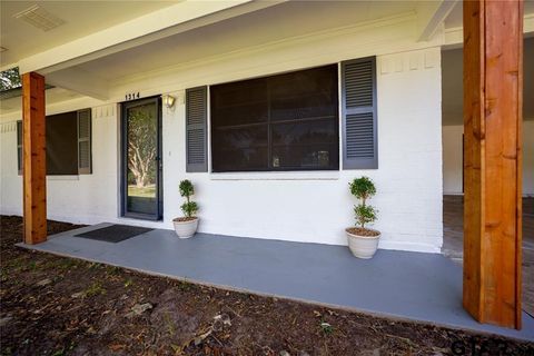 A home in Crockett