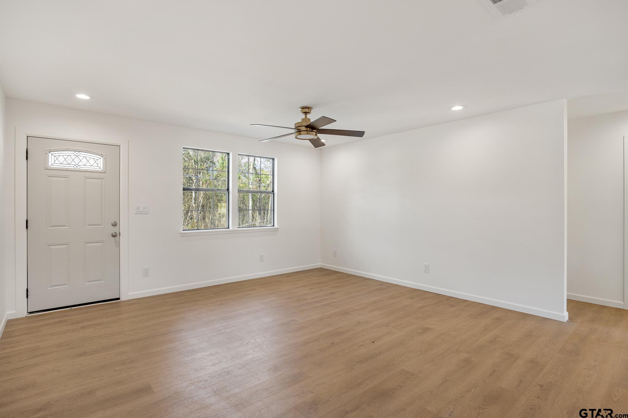 1613 San Saba