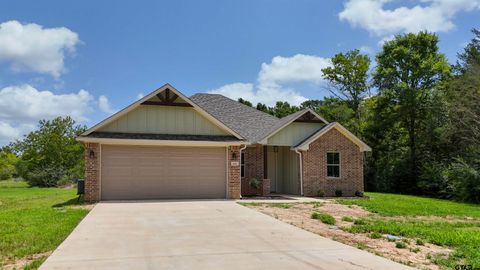 213 S Loveless Bullard TX 75757