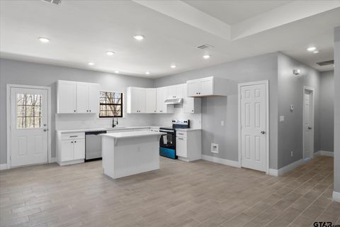 A home in Mt Pleasant