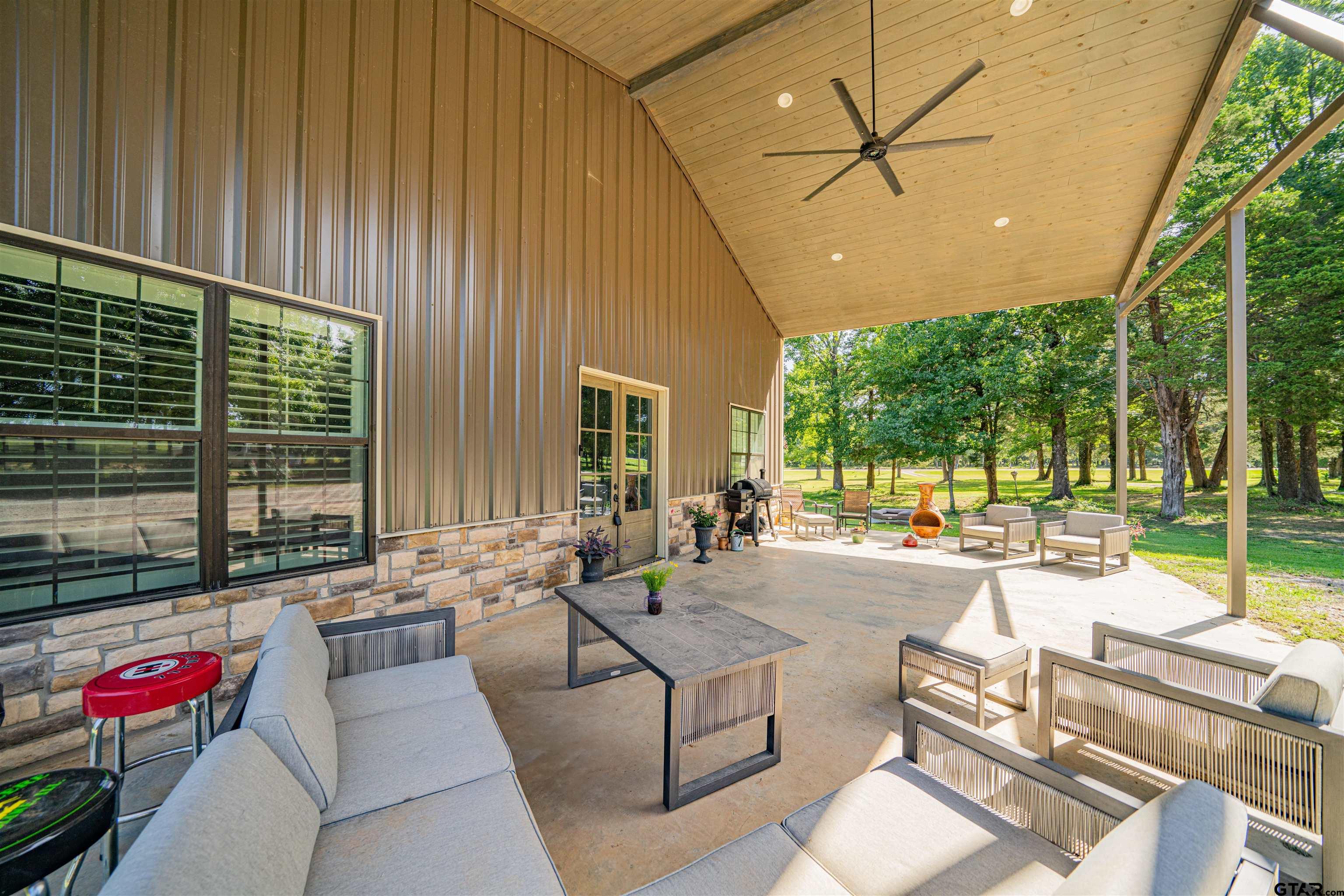 7635 N US Highway 271