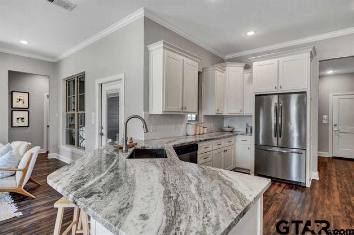 11308 Lindsey Garden Dr.