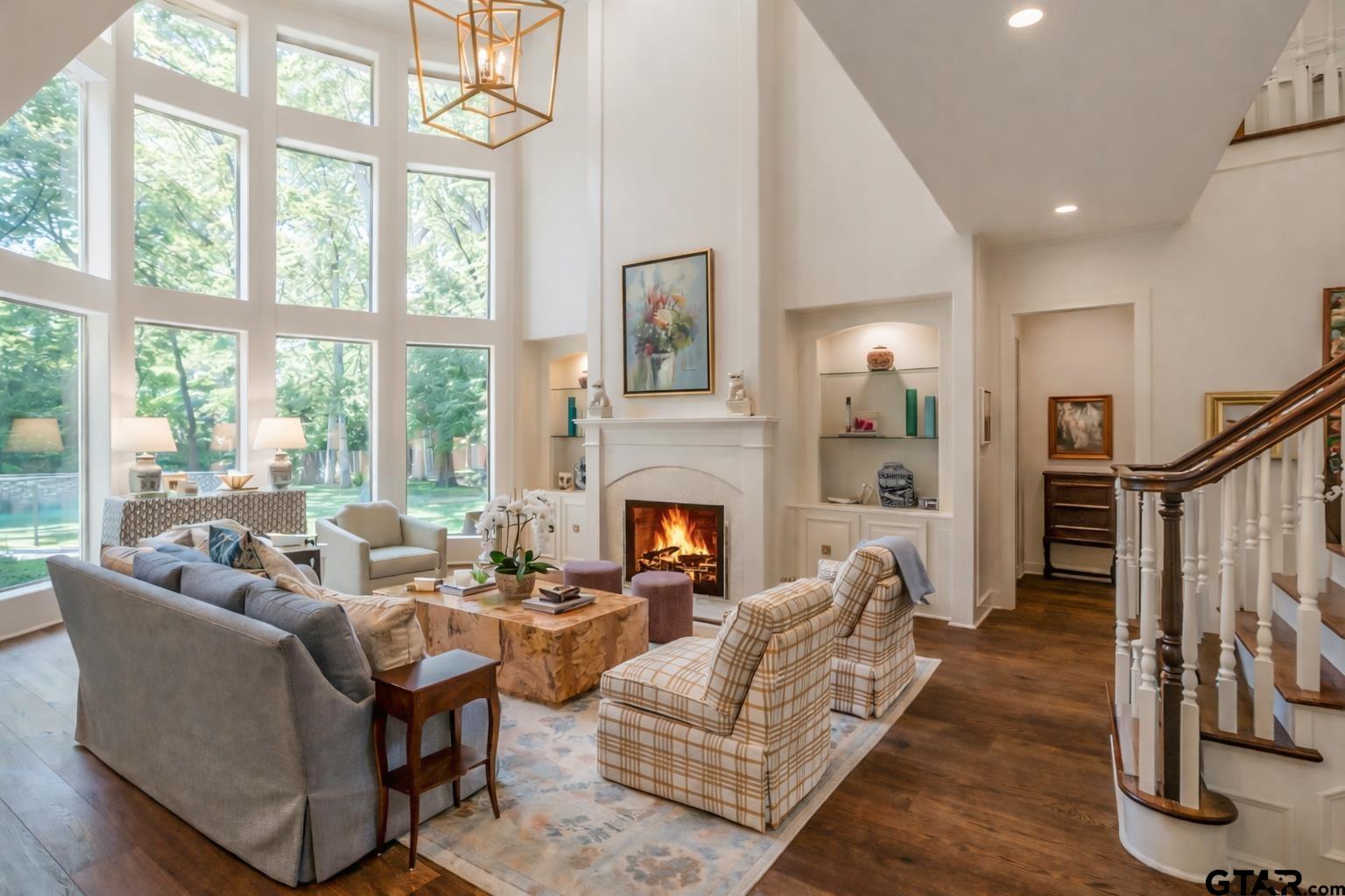 3640 River Oaks Court