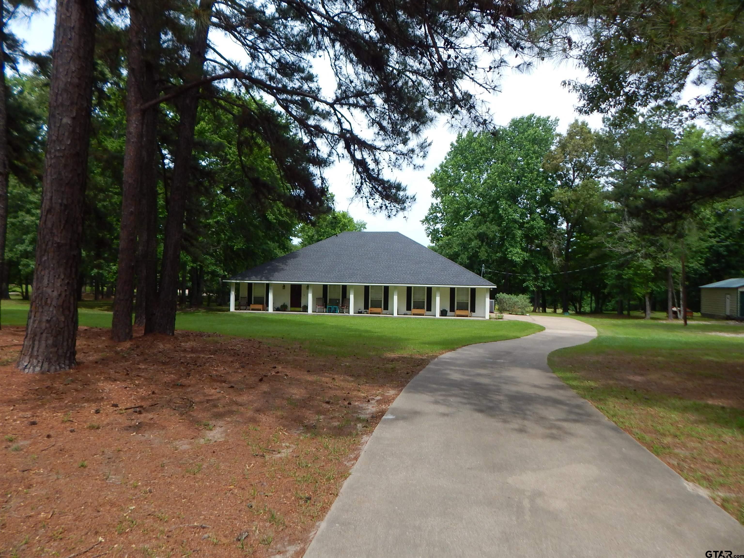 1106 TALL TIMBERS