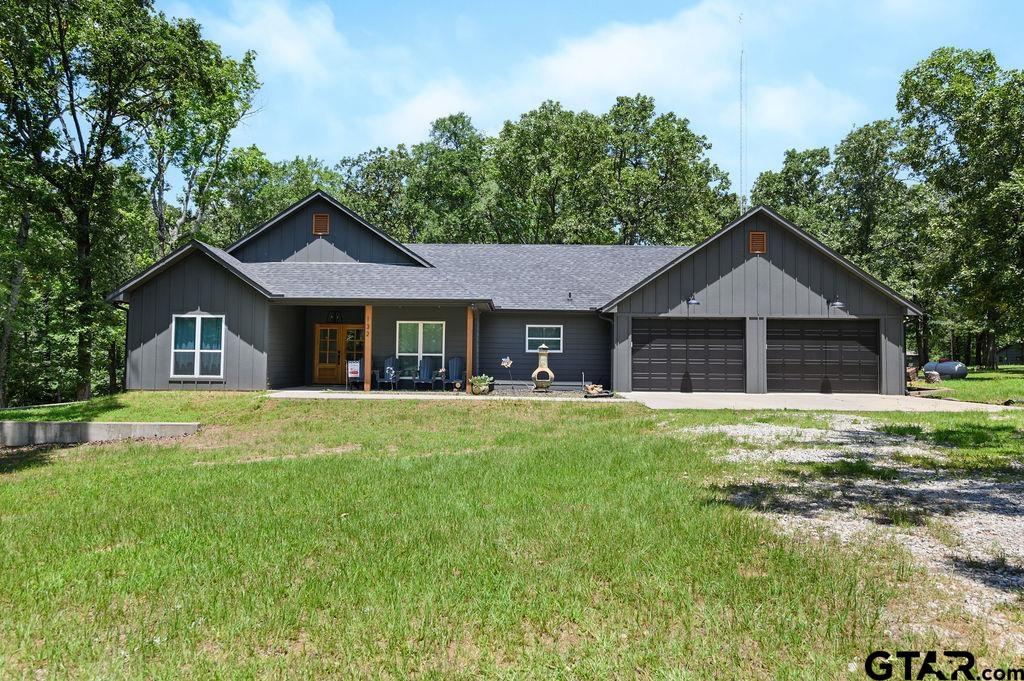 132 Private Road 5598