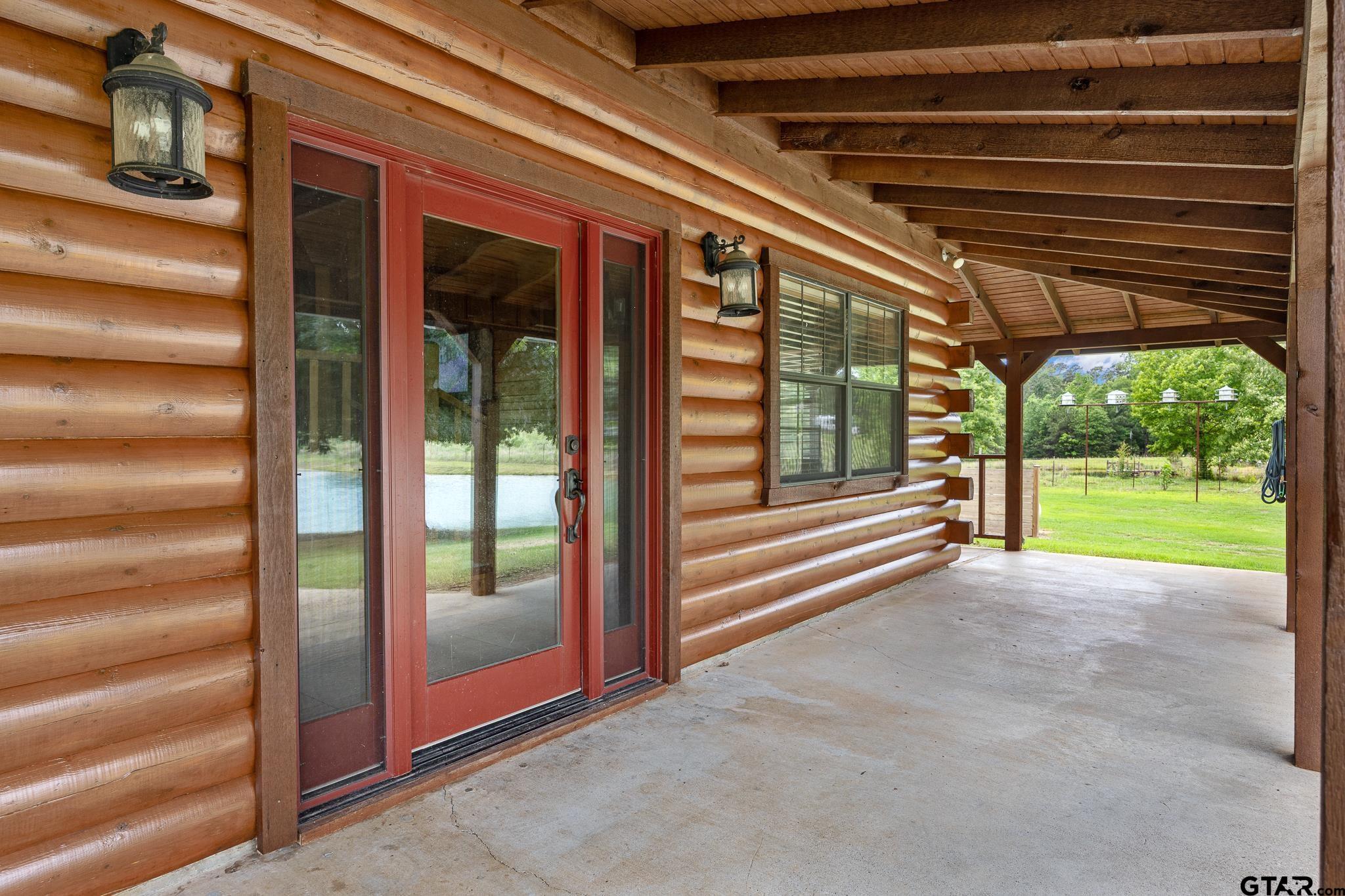 21184 County Road 2162